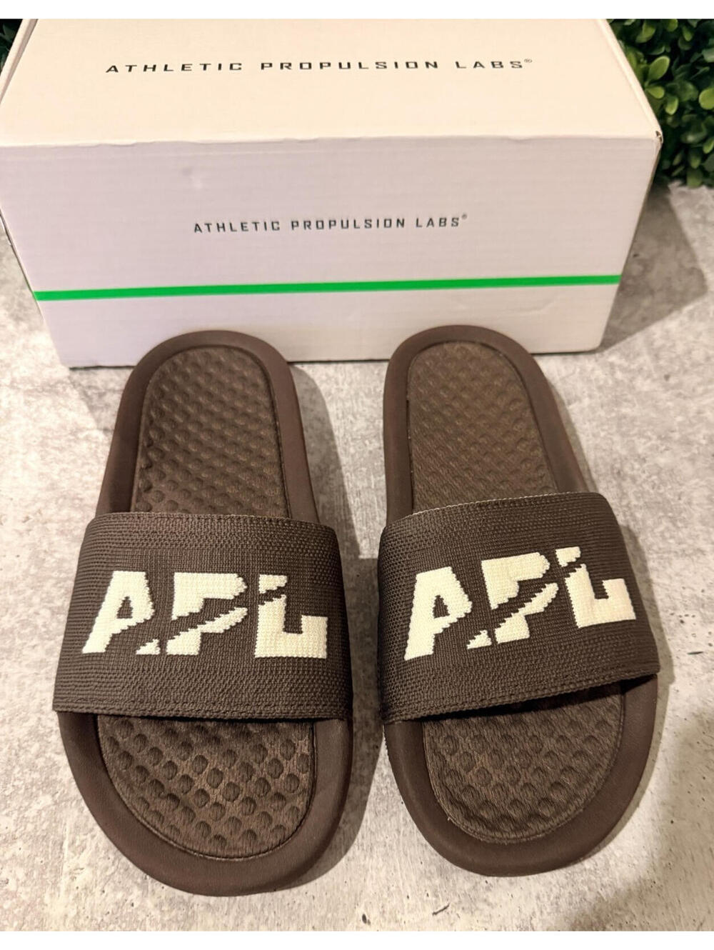 APL Women's BL Techloom Chocolate Pristine Slides EU 36 US 6